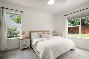 5616 S 1st St, Austin, TX 78745 - Photo 7