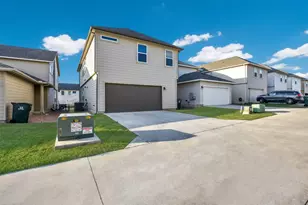 304 Delaware Mountains Ter, Dripping Springs, TX 78620 - Photo 15