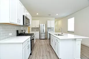 204 Merrick Rd, Georgetown, TX 78628 - Photo 9