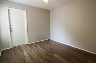 12609 Turtle Rock Rd, Austin, TX 78729 - Photo 9