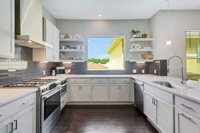 4325 Jackson Avenue #2204, Austin, TX 78731 - Photo 3