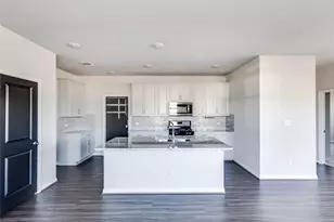 204 Mountain Valley St, Georgetown, TX 78628 - Photo 9