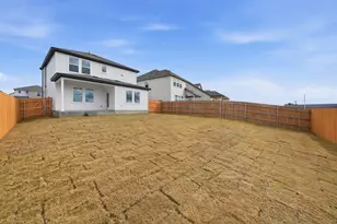 813 Drystone Trail, Liberty Hill, TX 78642 - Photo 17