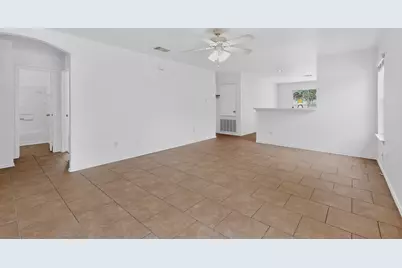 13124 Maidenhair Trail, Elgin, TX 78621 - Photo 9