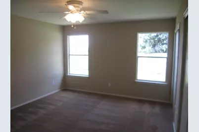 13124 Maidenhair Trail, Elgin, TX 78621 - Photo 9