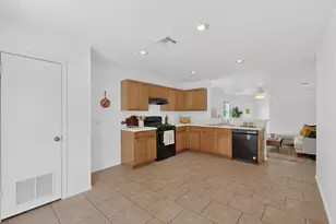 13124 Maidenhair Tr, Elgin, TX 78621 - Photo 7