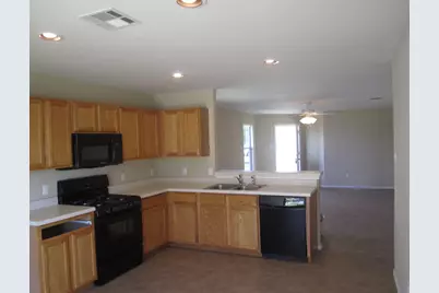 13124 Maidenhair Trail, Elgin, TX 78621 - Photo 5