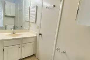 2216 San Gabriel St, Austin, TX 78705 - Photo 11