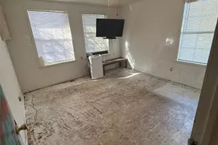 508 N Boundary St, Burnet, TX 78611 - Photo 9