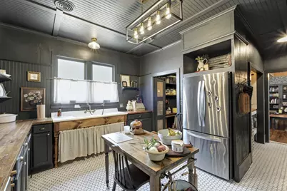 703 W Buck Street, Caldwell, TX 77836 - Photo 15