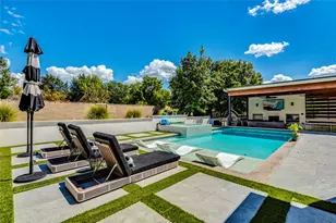 109 Bisset Ct, Austin, TX 78738 - Photo 3
