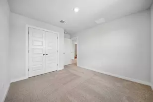 240 Firefox Wy, Jarrell, TX 76537 - Photo 11