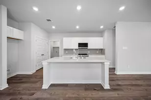 240 Firefox Wy, Jarrell, TX 76537 - Photo 21