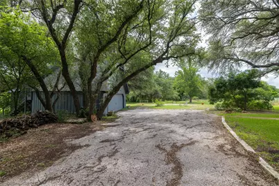 1250 County Road 200, Liberty Hill, TX 78642 - Photo 33