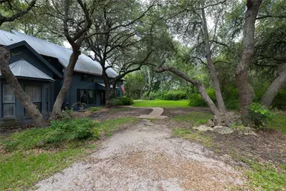1250 County Road 200, Liberty Hill, TX 78642 - Photo 9