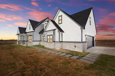 142 Desperado Loop, Del Valle, TX 78617 - Photo 1