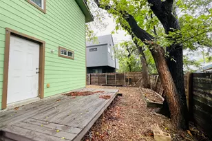 2409 Santa Rosa St, Austin, TX 78702 - Photo 27