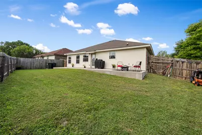 144 Calcite Lane, Jarrell, TX 76537 - Photo 35