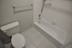 7205 Waldon Dr, Austin, TX 78750 - Photo 13