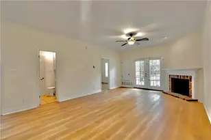 2100 San Gabriel St, Austin, TX 78705 - Photo 3
