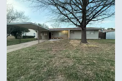 1404 Alcoa Avenue, Rockdale, TX 76567 - Photo 1