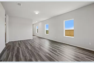 5600 San Pietro Drive, Austin, TX 78747 - Photo 13