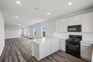 5600 San Pietro Dr, Austin, TX 78747 - Photo 7