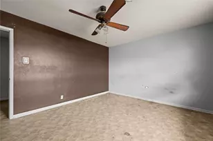 1202 S 51st St, Temple, TX 76504 - Photo 9