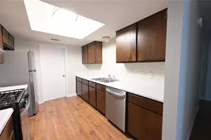 107 Cloudview Dr, Austin, TX 78745 - Photo 5