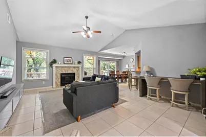 12047 Lincolnshire Drive, Austin, TX 78758 - Photo 5