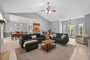 12047 Lincolnshire Dr, Austin, TX 78758 - Photo 3