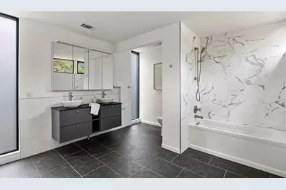 9400 Shady Oaks Drive, Austin, TX 78729 - Photo 25