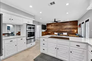 5 Leafdale Point, The Hills, TX 78738 - Photo 5