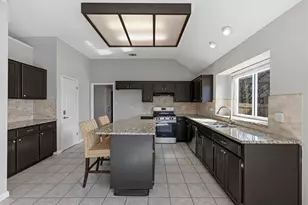 7719 Kiva Dr, Austin, TX 78749 - Photo 13