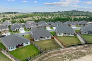 571 Sue Peaks Loop, Dripping Springs, TX 78620 - Photo 27