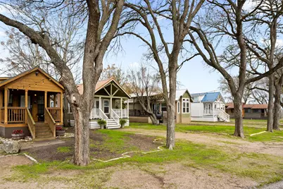 250-300 Park Avenue Avenue, Staples, TX 78670 - Photo 3