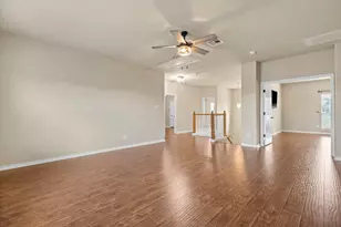 1001 Hondo Ln, Hutto, TX 78634 - Photo 19