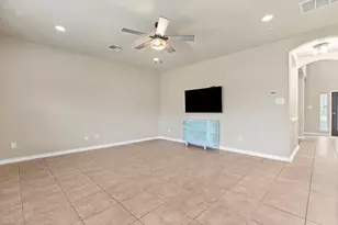 1001 Hondo Ln, Hutto, TX 78634 - Photo 11