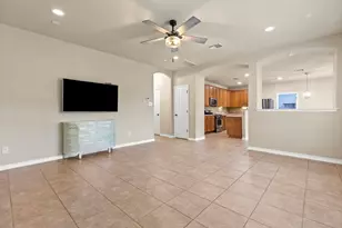 1001 Hondo Ln, Hutto, TX 78634 - Photo 7