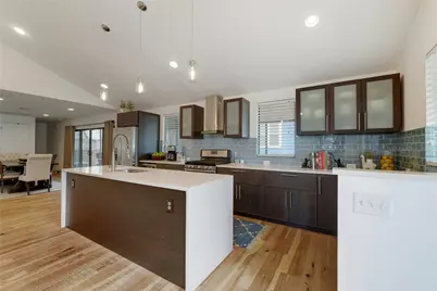 1907 E 14th Street #A, Austin, TX 78702 - Photo 11