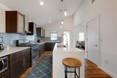 1907 E 14th Street #A, Austin, TX 78702 - Photo 15