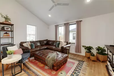 1907 E 14th Street #A, Austin, TX 78702 - Photo 7