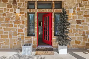 10512 Lake Park Dr, Dripping Springs, TX 78620 - Photo 5