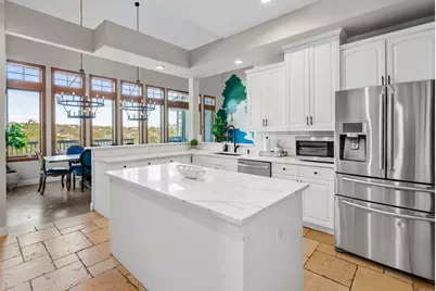 10512 Lake Park Drive, Dripping Springs, TX 78620 - Photo 13