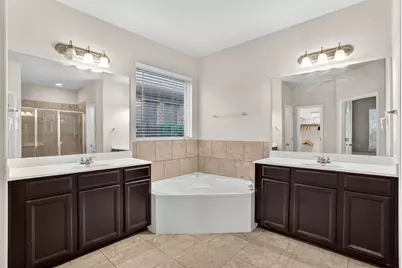 401 Daniel Crossing, Liberty Hill, TX 78642 - Photo 13