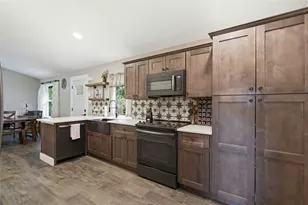 18406 Roundrock Rd, Jonestown, TX 78645 - Photo 15