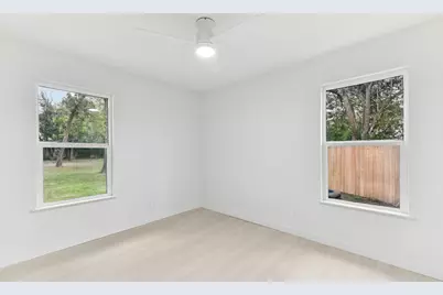 7503 Carriage Drive, Austin, TX 78752 - Photo 21