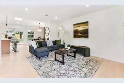 7503 Carriage Drive, Austin, TX 78752 - Photo 5