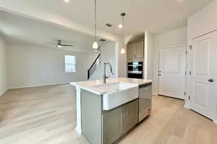 430 Elephant Island Loop, Kyle, TX 78640 - Photo 5