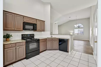 305 Hornbean Lane, Cibolo, TX 78108 - Photo 3